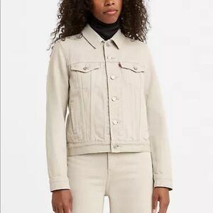 Levi Original Trucker Jacket. In brushed denim